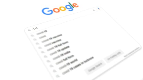 Recherche Google affichée avec suggestions de termes en $cherche$ et la barre de navigation en haut.